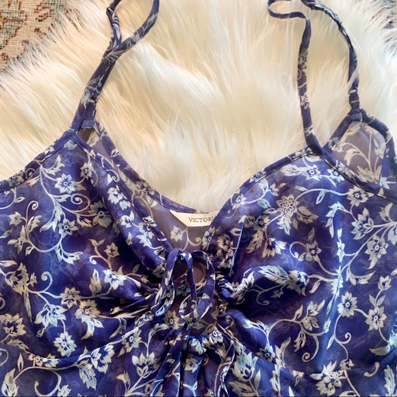 VTG 90’s Victoria’s Secret Blue and White Babydoll - Picture 5 of 10